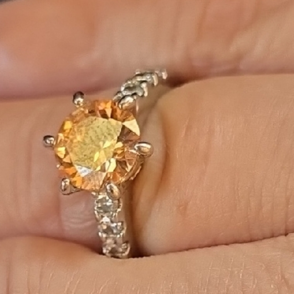 Elegant Silver and Gold Ring